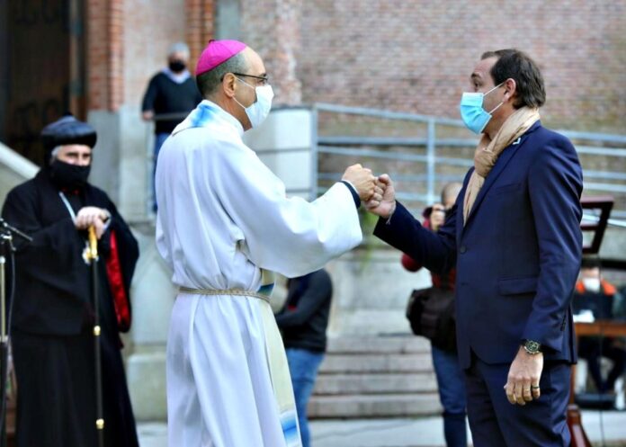 Julio Garro en el Tedeum ok