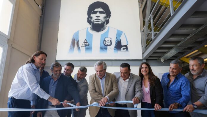 Alberto Fernandez Maradona