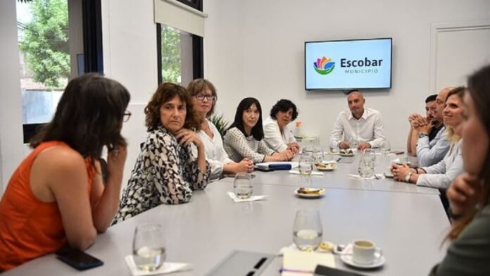 Escobar y Conicet