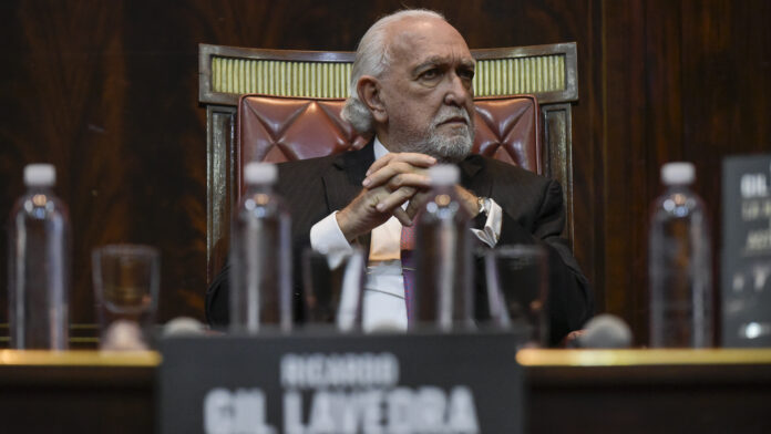 Gil Lavedra