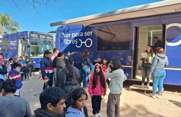 El programa Ver para Ser Libres brindó servicios en Alto Verde