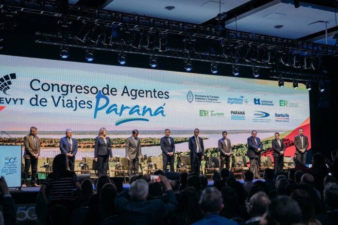 Frigerio encabezó un encuentro con los actores más importantes del turismo del país y los invitó a invertir en Entre Ríos
