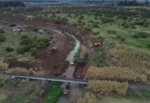 Santa Fe toma medidas de prevención ante la llegada de El Niño: el ministro Enrico recorrió las obras de limpieza en el Canal Ibarlucea