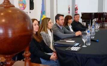 Necochea: Con el Intendente Rojas al frente, se realizó el sorteo que abre el camino a la subasta del Auditórium del Casino